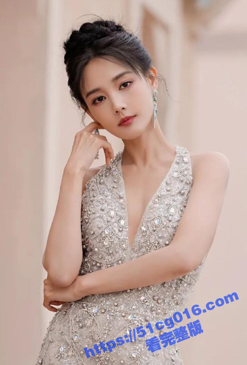 李一桐AI换脸化身飞机杯 全自动榨精 意淫女神的机会这不就来了吗？