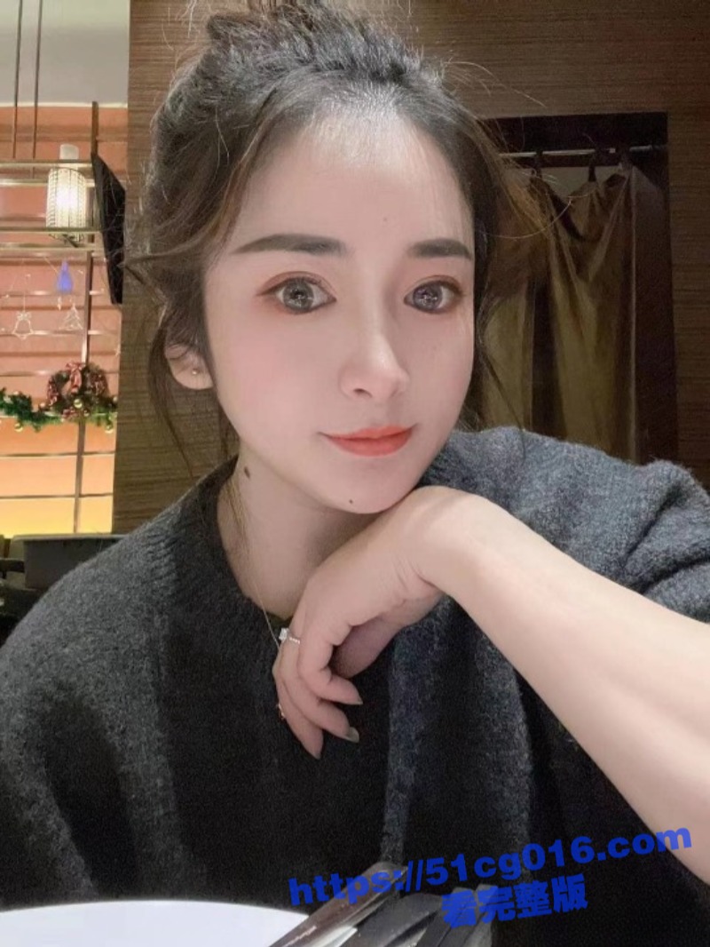 河北清纯小骚货 高颜值母狗调教开发 口活一流 就是逼有点黑 没少被人操