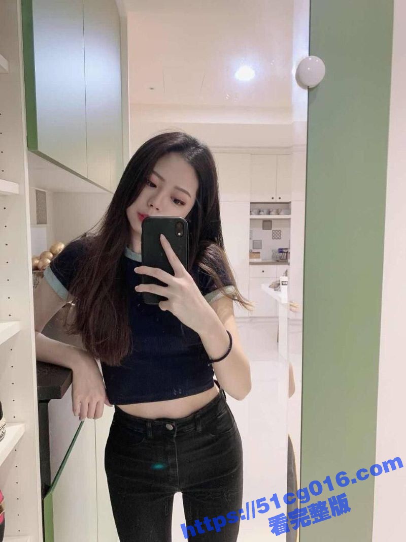 看不够的大屁股 撸不尽的少妇 祖国统一刻不容缓！特别把湾湾反差女友凯莉 供给大家发泄！