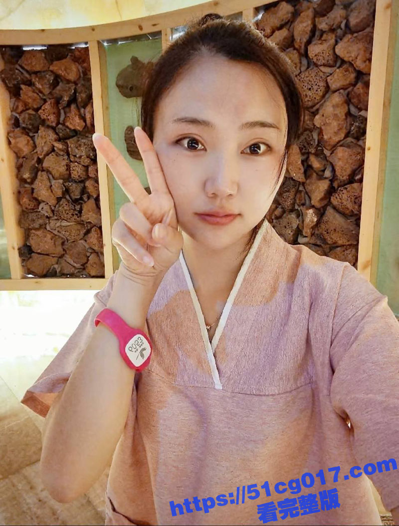 河南离异美少妇胡彦平相关图片