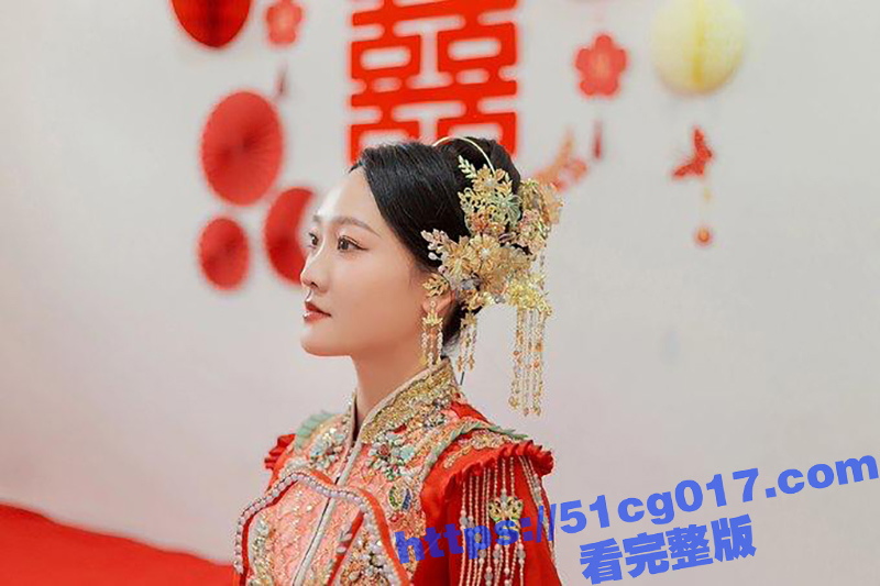 河南骚逼人妻王润敏 和前任藕断丝连 给老公带绿帽子被曝光 孩子都有了还怀念过去 就是为了被操吧