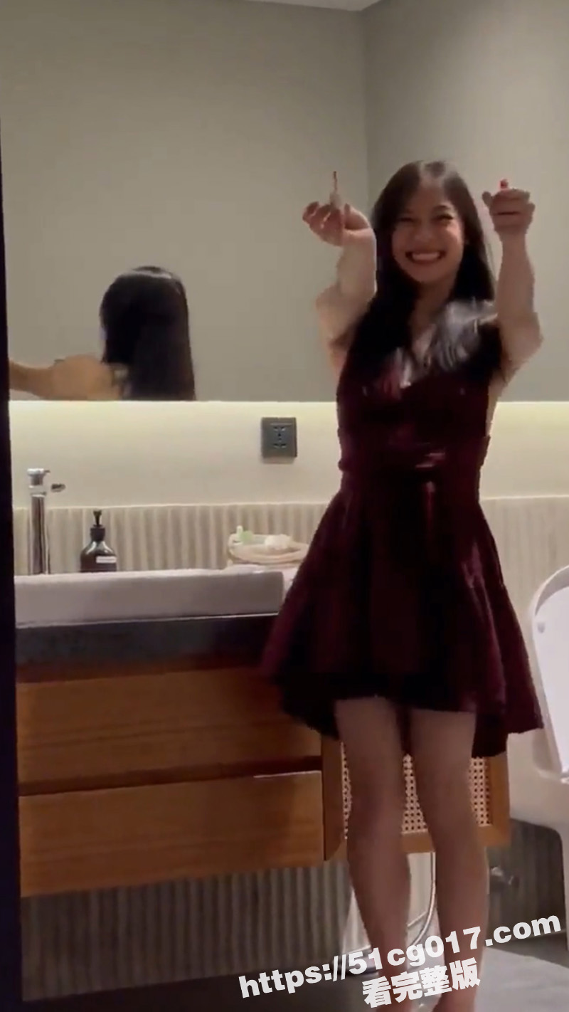 超性感美女幼师 甜美相关图片