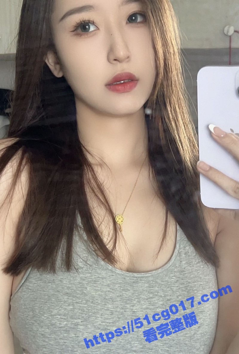 曝光慕洋婊 姣好面容相关图片