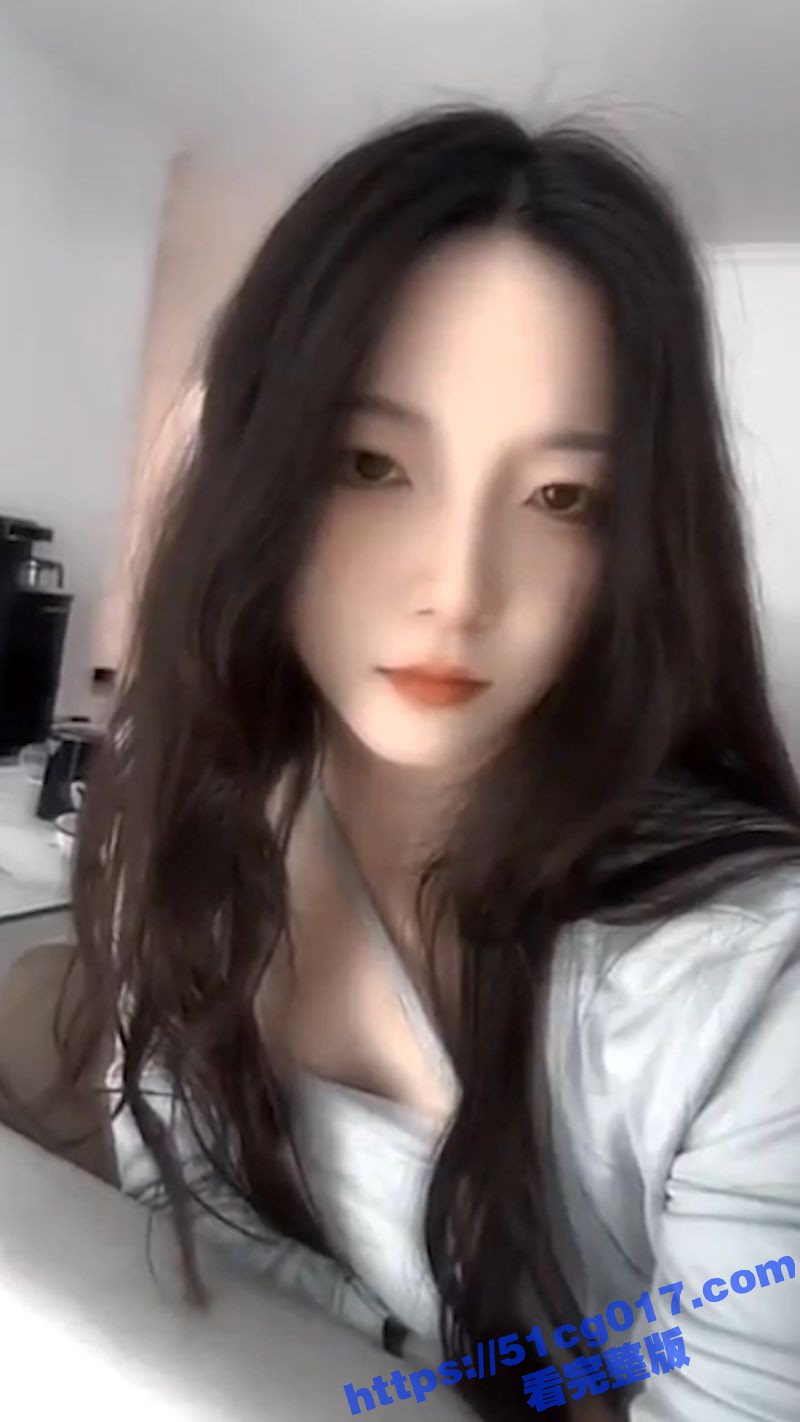 高颜值美女发淫照给异相关图片