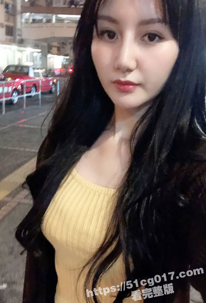 顶级冷艳女神 梁欣怡 私下原来是一条喜欢自己掰开淫穴求炮友大鸡吧插入的贱货母狗！