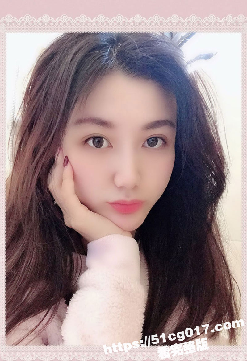 顶级冷艳女神 梁欣怡相关图片
