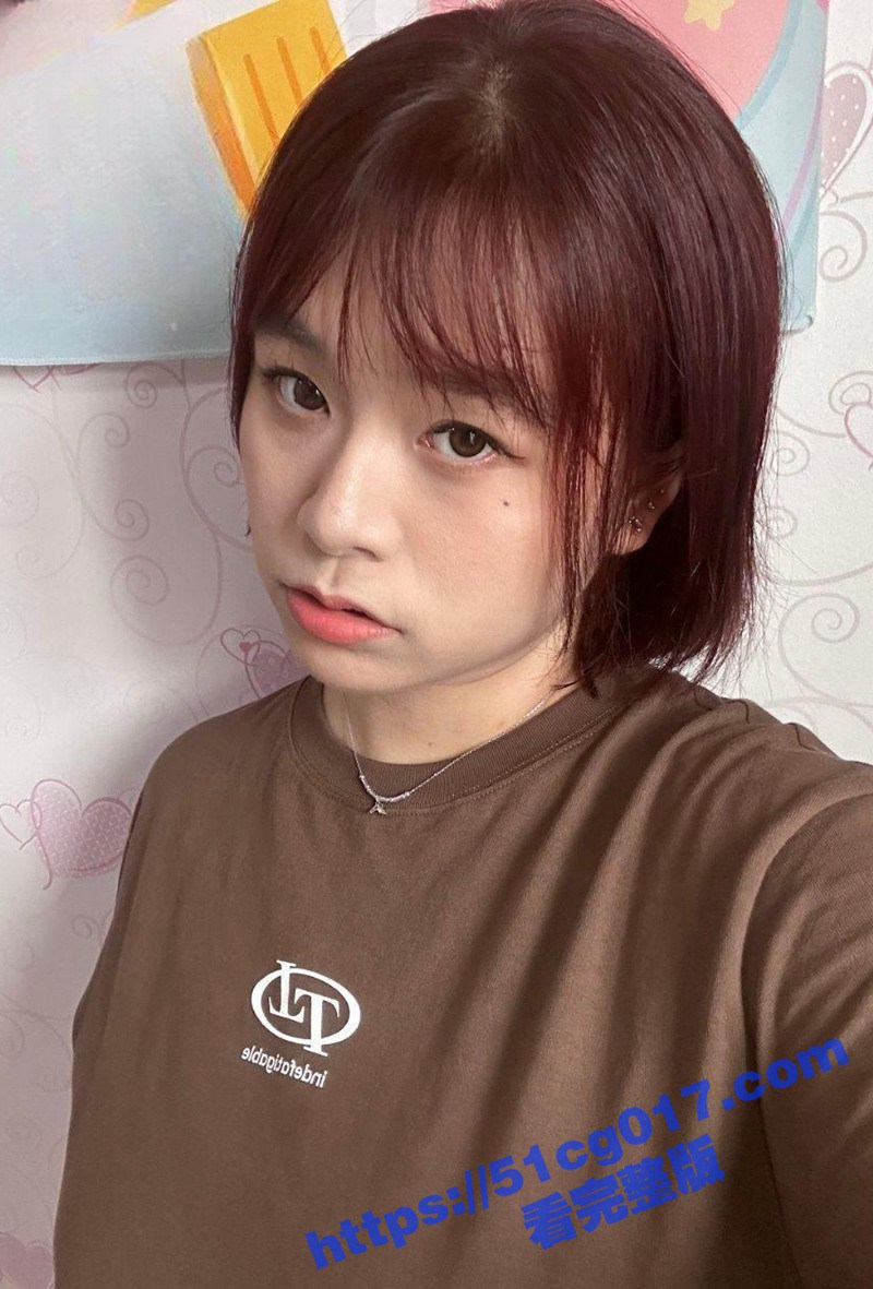广东药科大学研究生张萱艺 D杯美乳母狗 分手后约炮前男友 被男友泄密流出