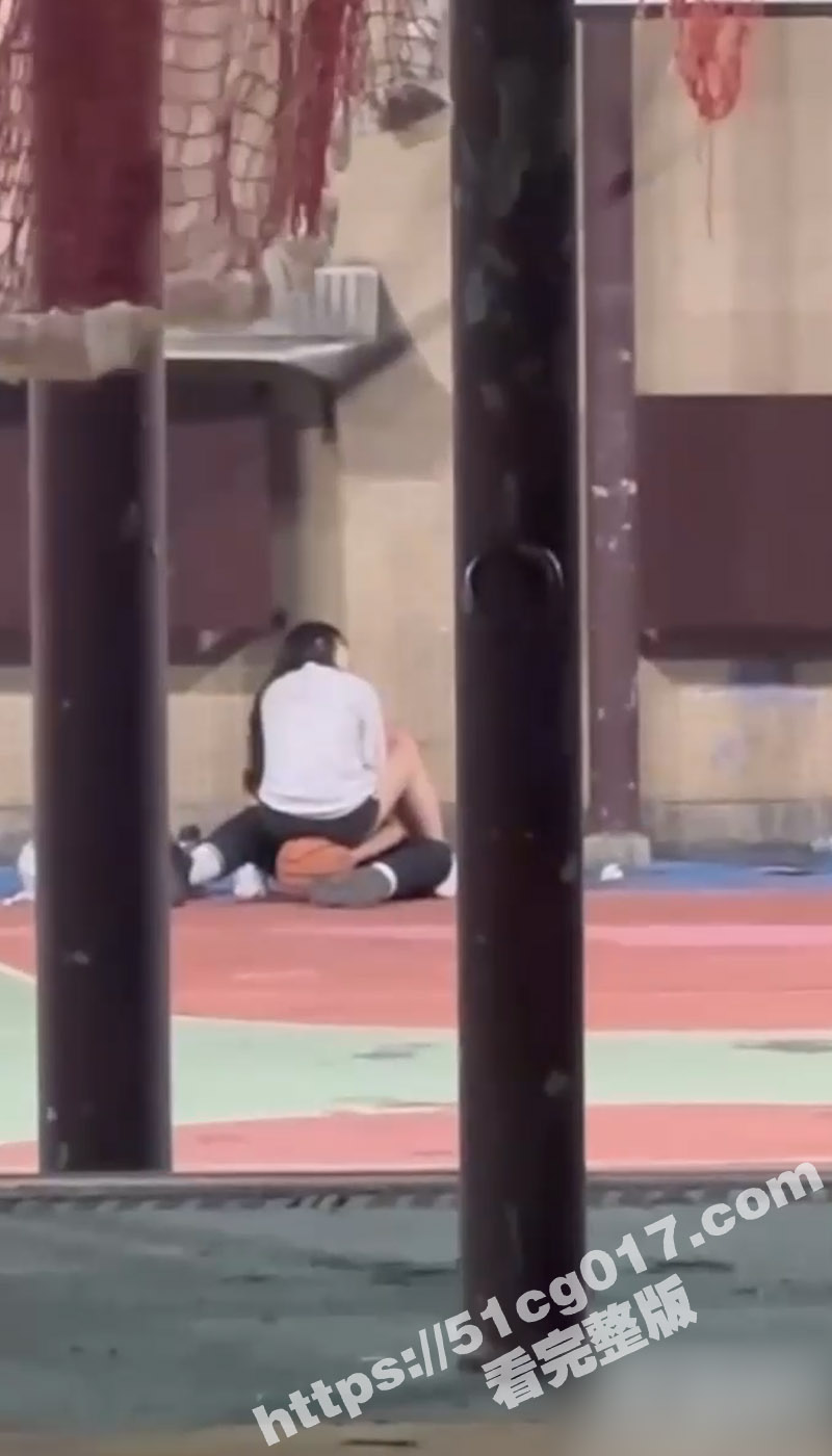 广西民族师范的情侣在相关图片
