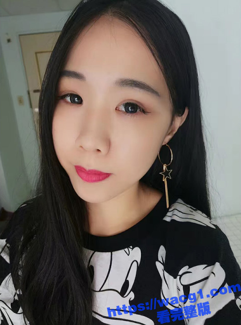 社区上班的长腿靓妹 和男友分手求和遭拒绝 怒曝热恋期自拍 水蛇腰不停抽送非常刺激