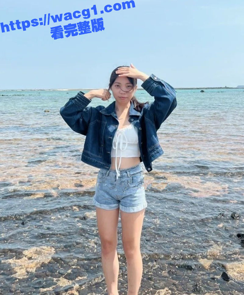 台北短发嫩妹李雪儿 相关图片