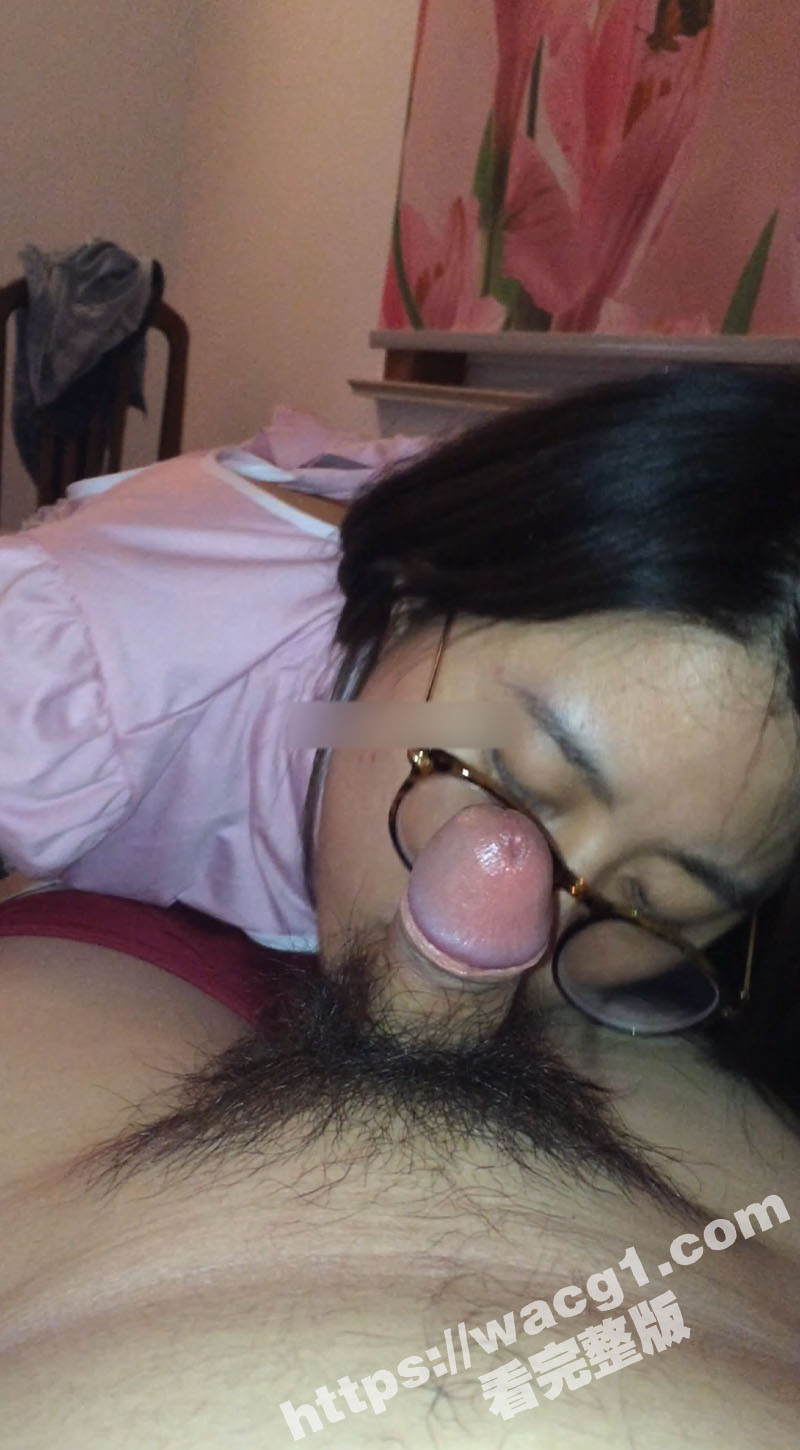 反差婊知识分子眼镜语相关图片