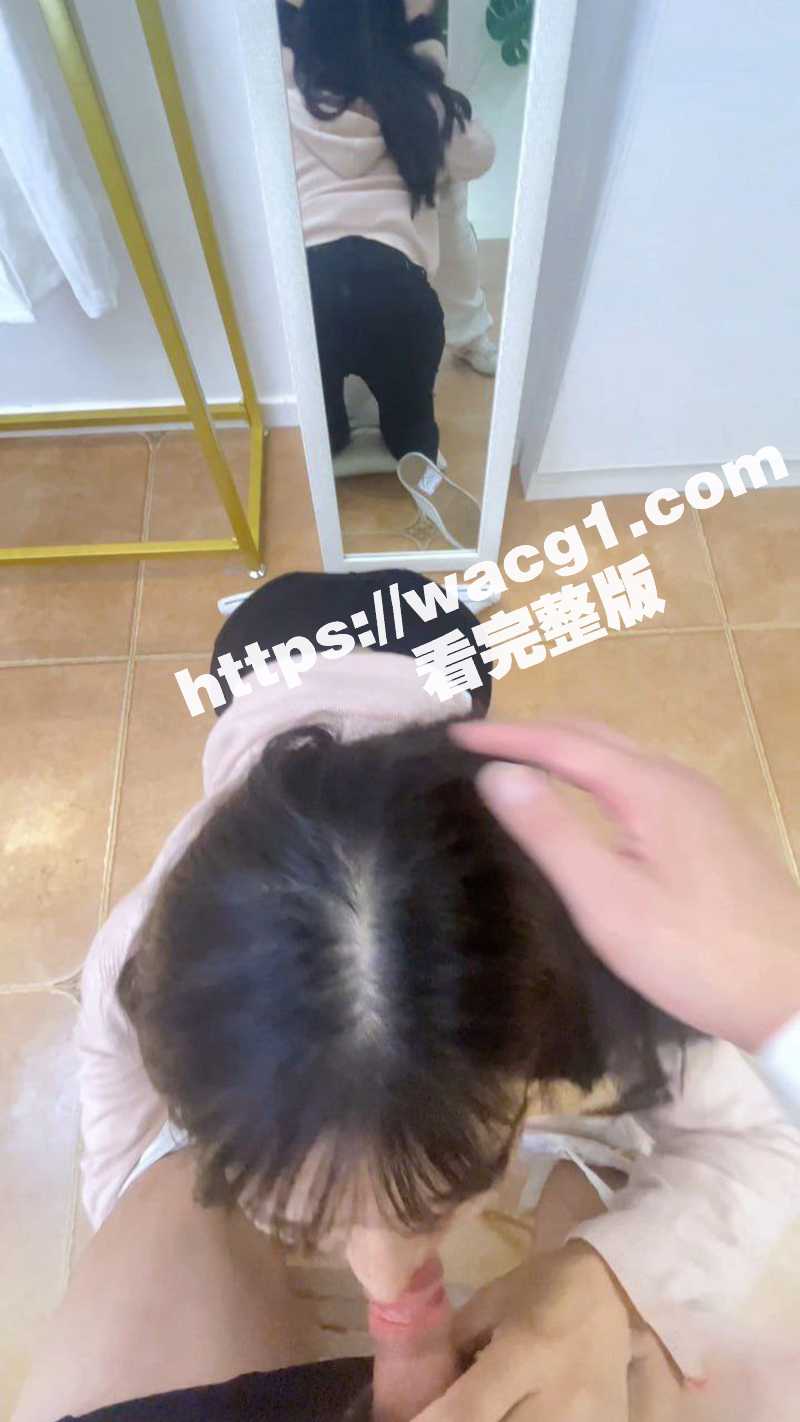 大我十岁的房东少妇像相关图片