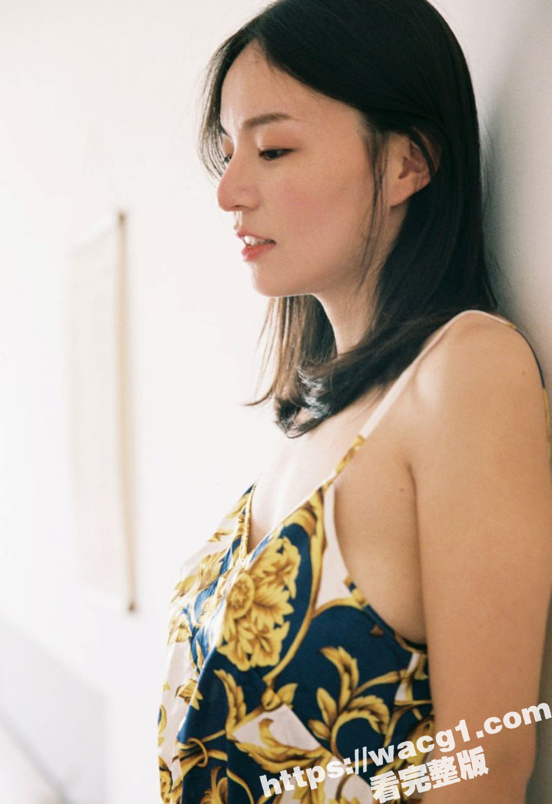 B站 发发儿 发发爱健身 打造巨乳届巅峰一姐 练就好身材现场解说情趣套装细节 以身试装！