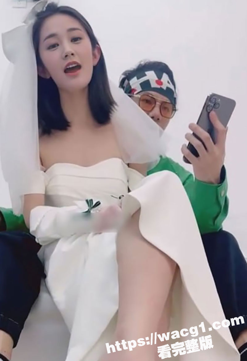 AI换脸 李一桐 新相关图片