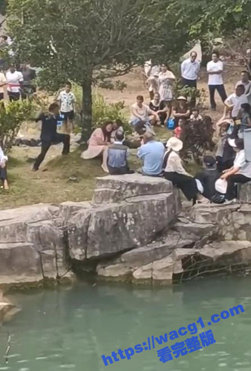 贵州女子跟情夫七夕相相关图片