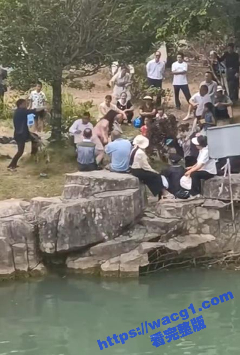 贵州女子跟情夫七夕相相关图片