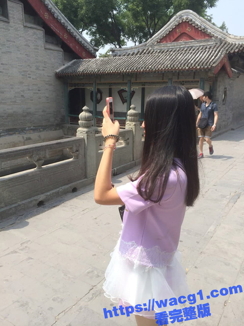沈阳大奶眼镜娘冯爽 相关图片