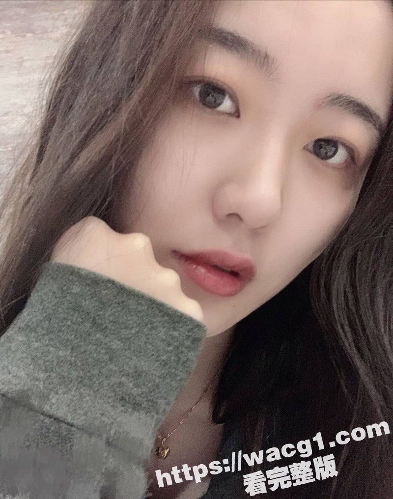 陕西高颜值骚婊夏静萱 身材一流的女神级御姐 大奶长腿皮肤白嫩 背着男友出轨视频被爆出