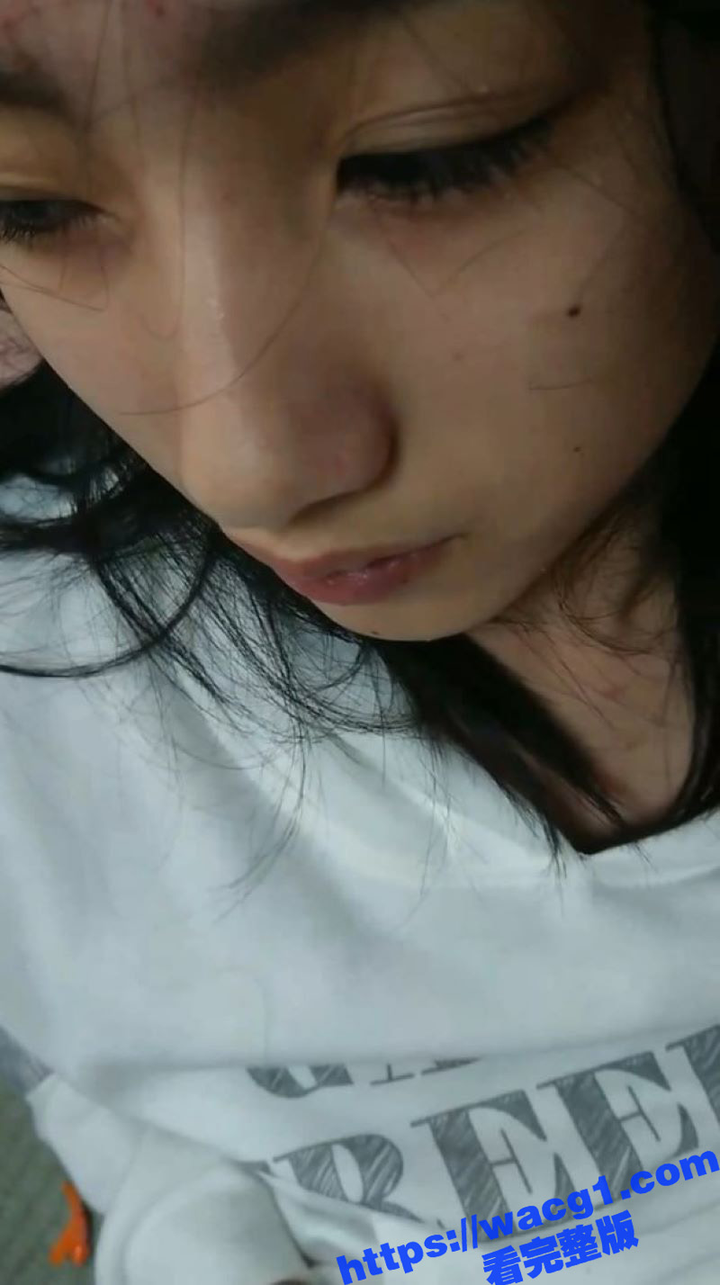 嫩得出水的日本樱花妹相关图片