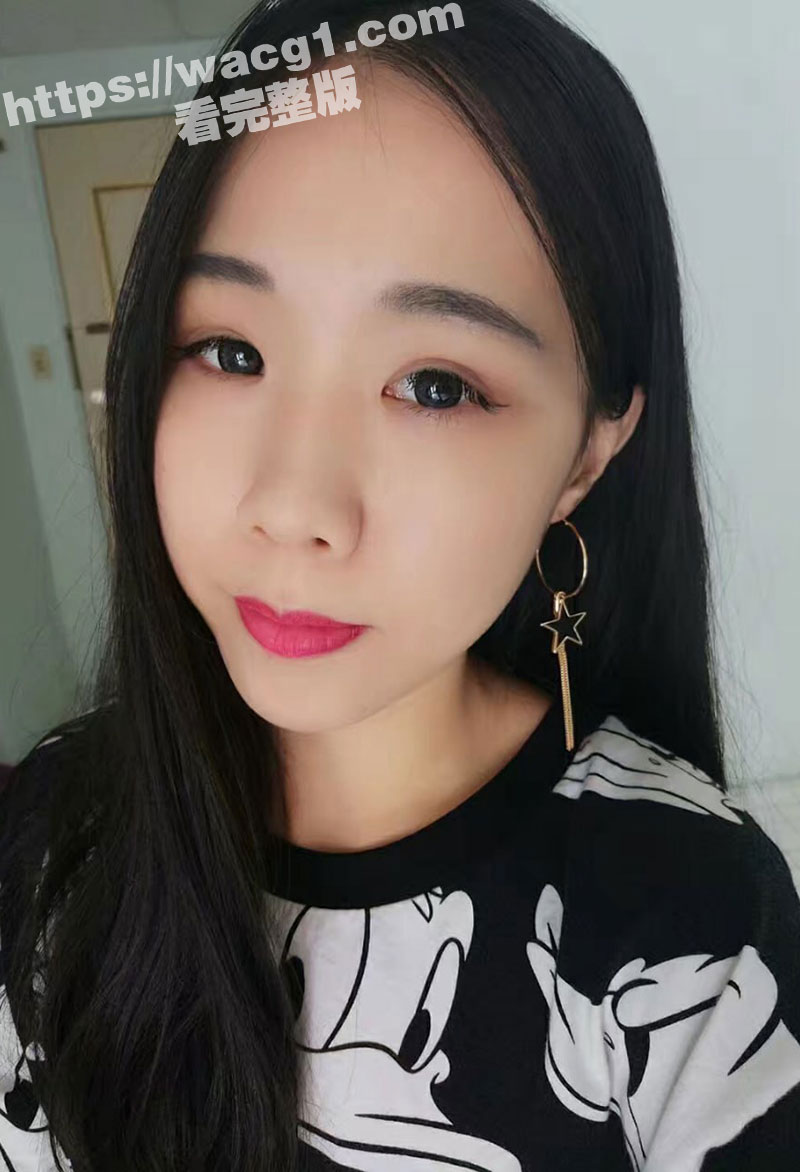 看起来很有气质的漂亮相关图片