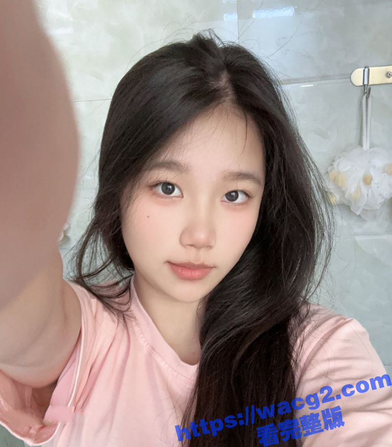 巨乳大学生有着班花的相关图片