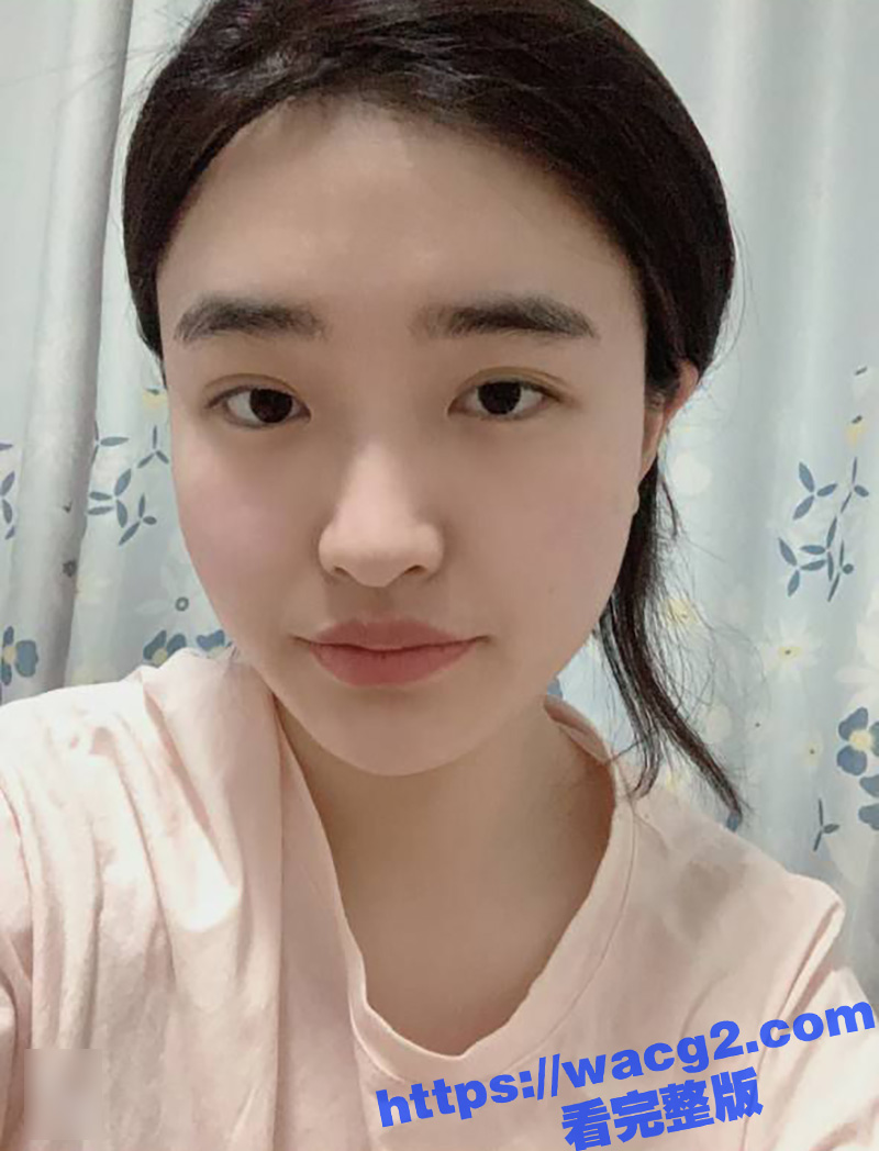 武汉大学骚妹牛玉兰 和同校男生出轨 身材很棒的粉嫩少女 小穴都是无毛嫩穴 私下却也是个劈腿骚货