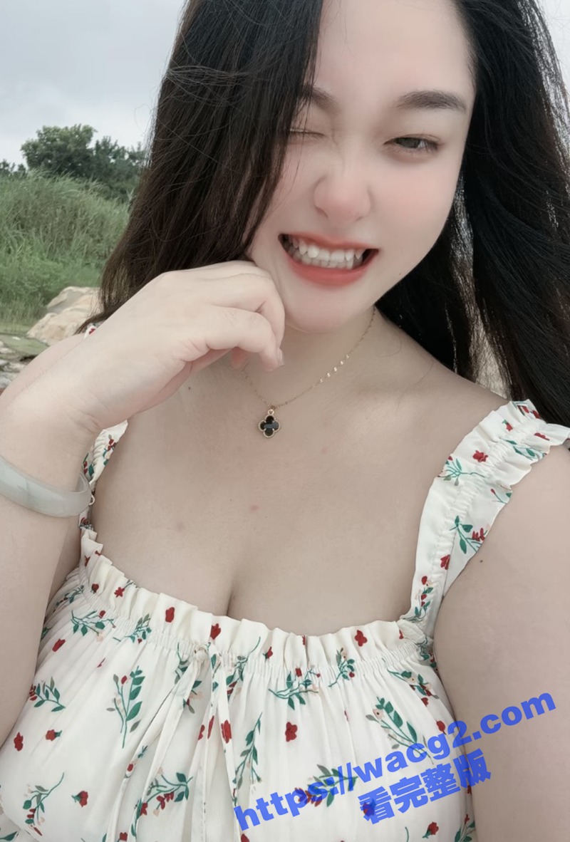快手网红女大学生顾萌相关图片