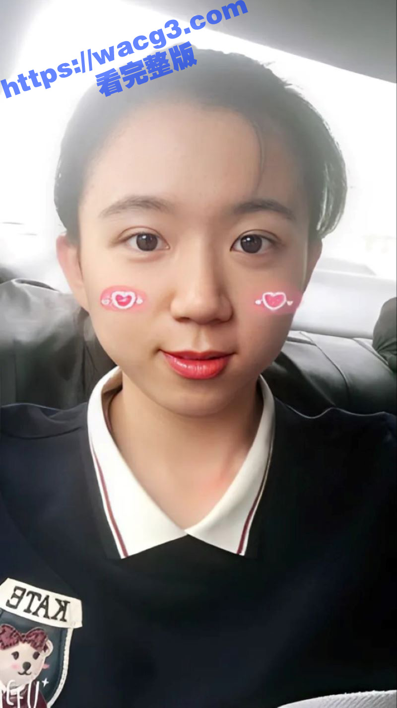 青岛反差婊女大学生 和男友边做爱边和男网友打王者荣耀 对话清晰 叫声淫荡