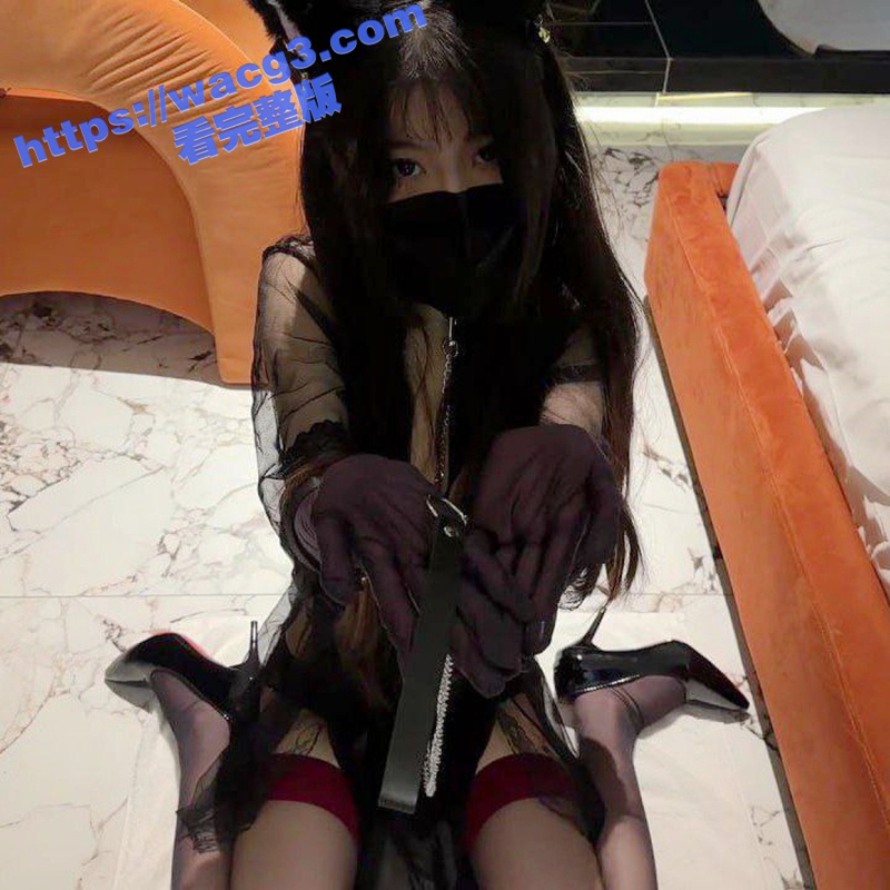骚女儿发春求爸爸调教相关图片