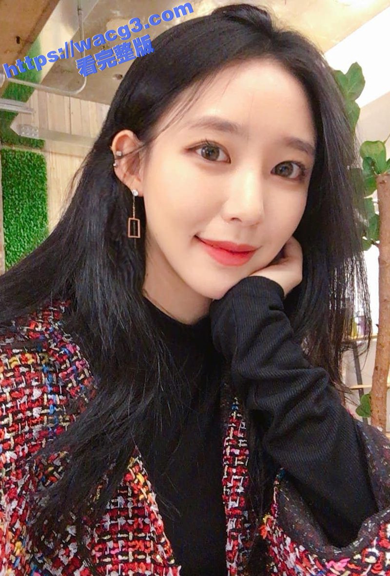韩国高颜长腿女神柳贤相关图片