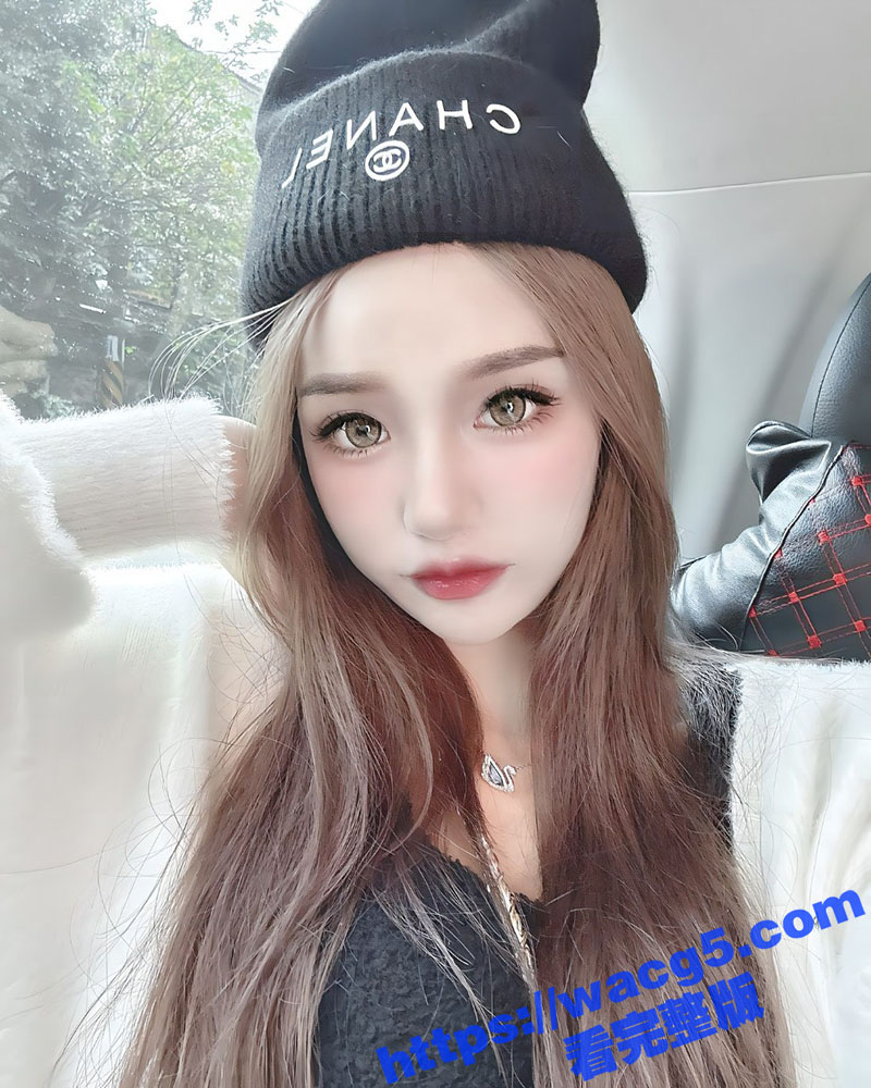 神颜美女黄妤曦 身材修长美腿诱人 大奶翘臀的性感女神 卖力的为男友口交 女上位乘骑 疯狂扭胯不停淫叫