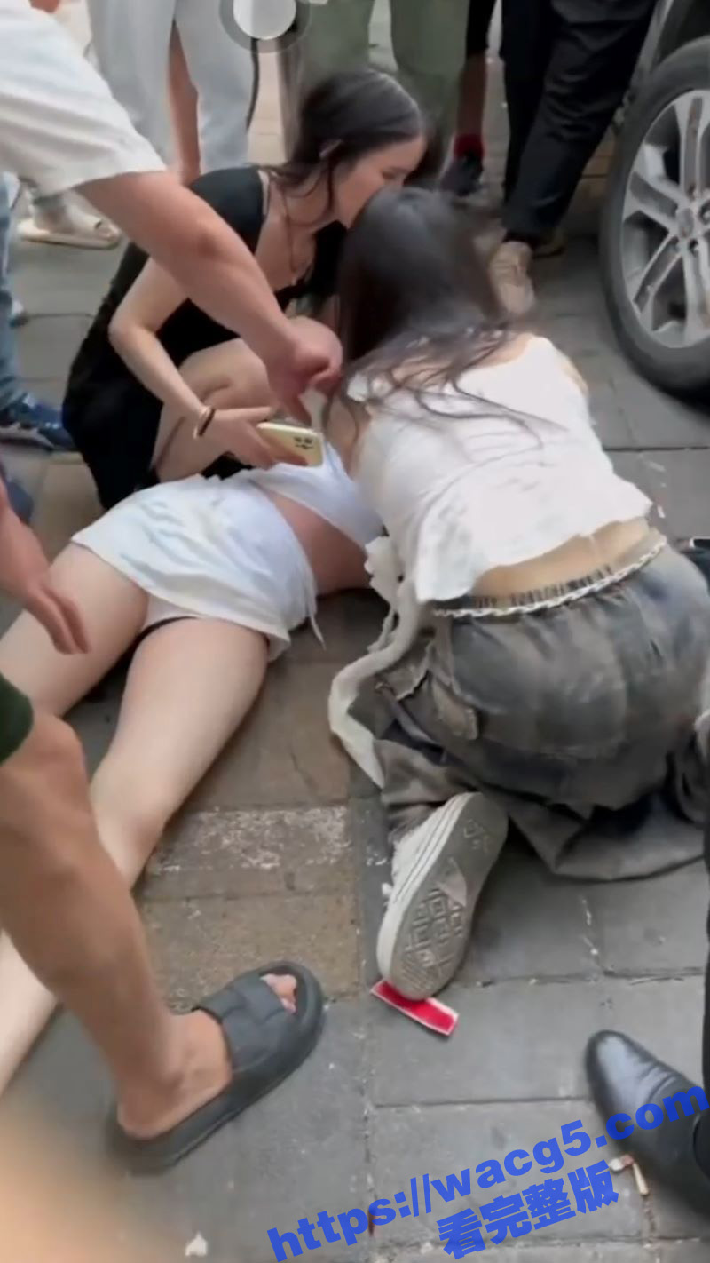 中国好闺蜜 宁愿闺蜜相关图片