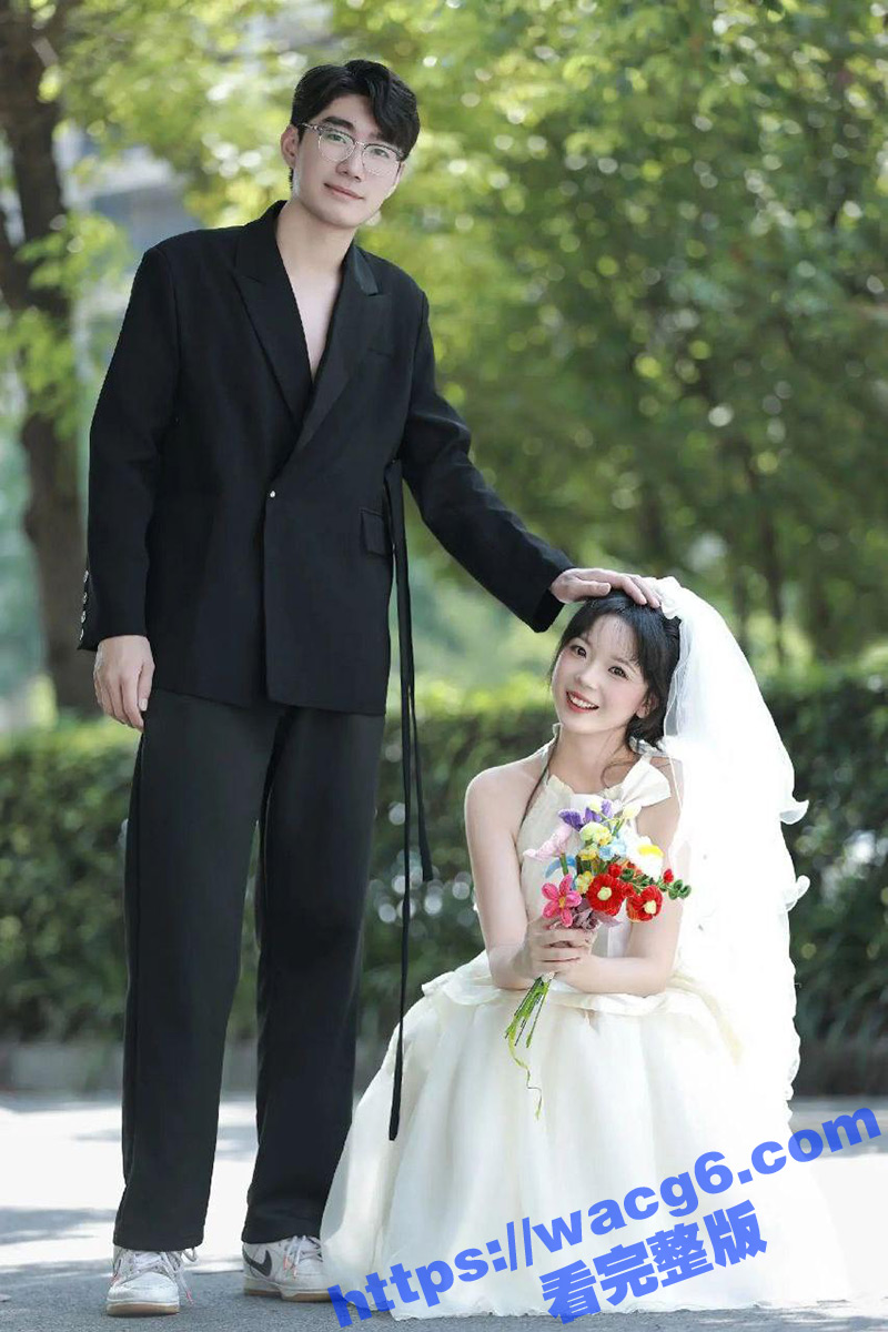 江苏新娘出轨门！结婚前一夜和前男友穿着婚纱交流昆字的结构 视频流出被曝光！