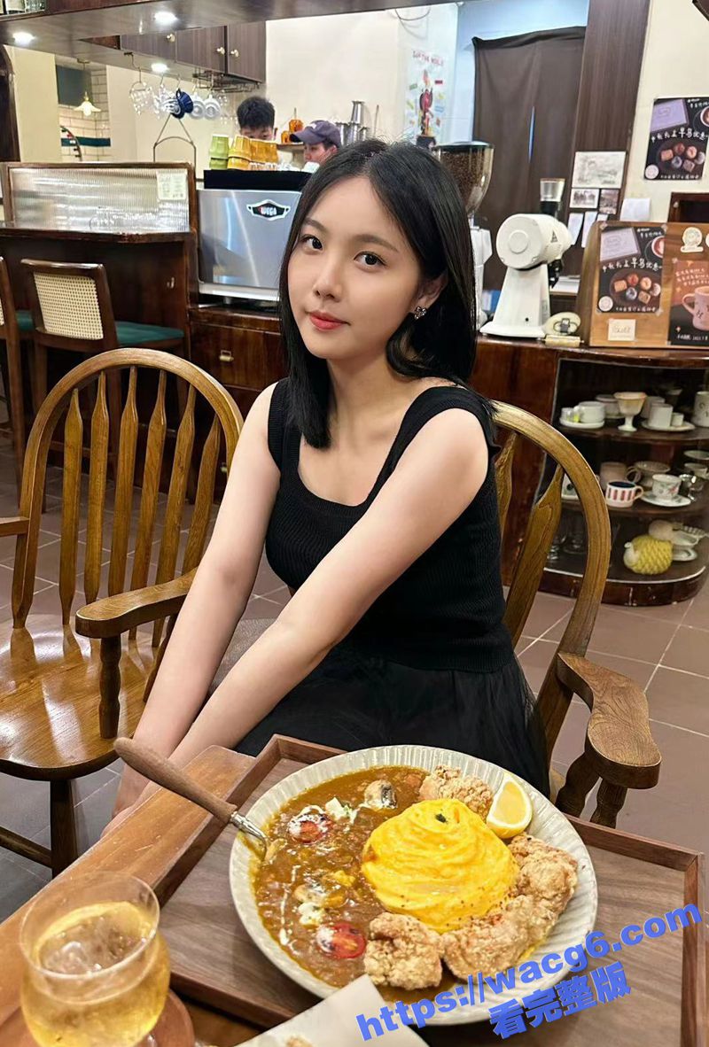 合肥清纯女大 朱莉莉 经常在酒吧约炮 包子型巨乳堪称极品 三洞被炮友全开！