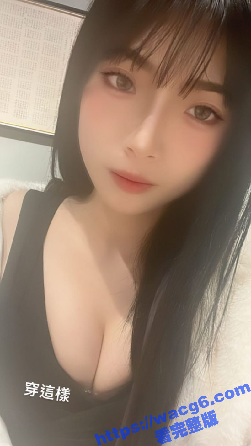 浙江超骚反差美女 黄凯妮 与男朋友做爱被操的喷水 超近距离展示喷水模样!