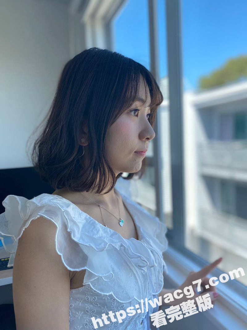 清纯大眼高颜值嫩妹 相关图片