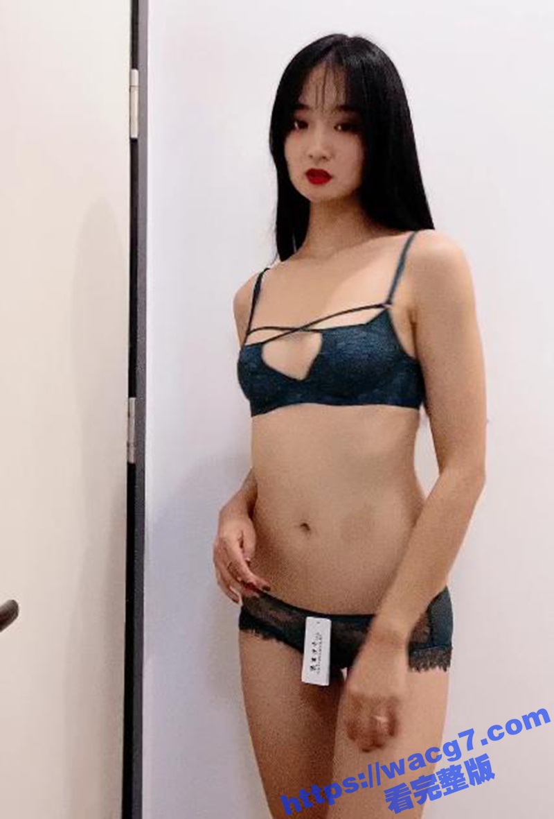 高颜女大学生兼职淘宝相关图片