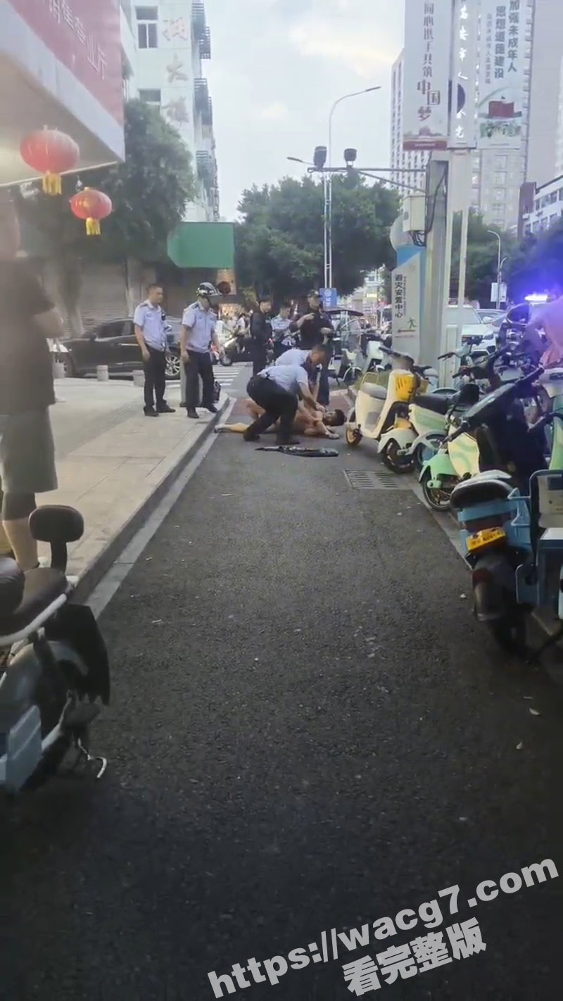 浙江瑞安市 一男子赤相关图片