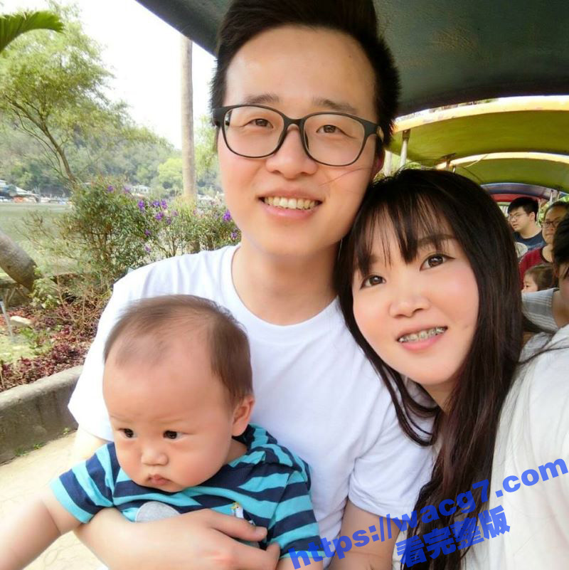 已婚人妻反差婊 小雅相关图片
