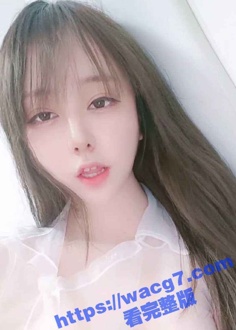推特巨乳反差网红 m相关图片
