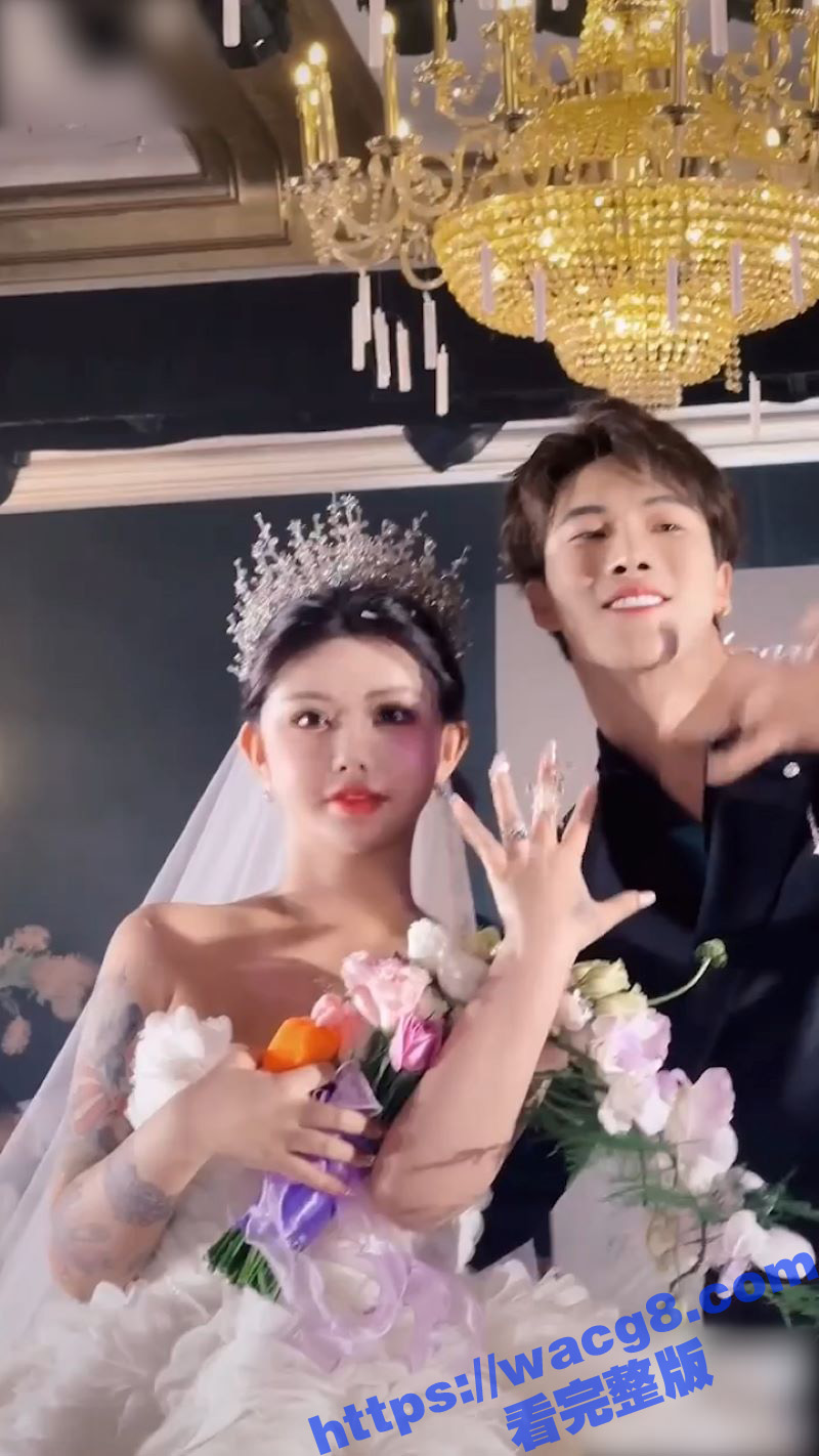 韩安冉自曝婚内出轨！相关图片