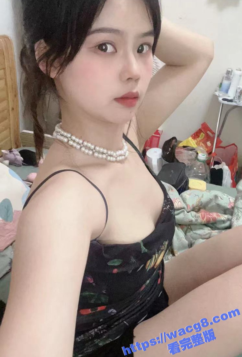高颜值校花自拍啪啪遭相关图片