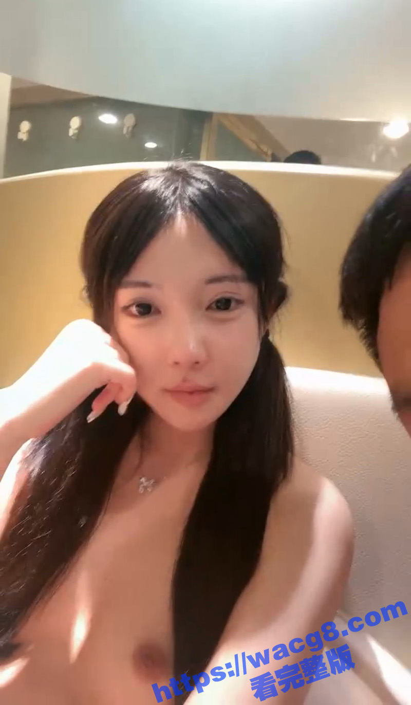 约炮双马尾神颜嫩妹 超高的颜值真是美翻了 身材更是白嫩修长 约到酒店随便玩弄 这才是顶级享受