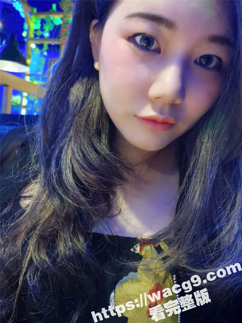 极品巨乳坦克反差婊被渣男分手曝光 经常给男友发自拍和自慰的视频 叫声和本人差距有点大！