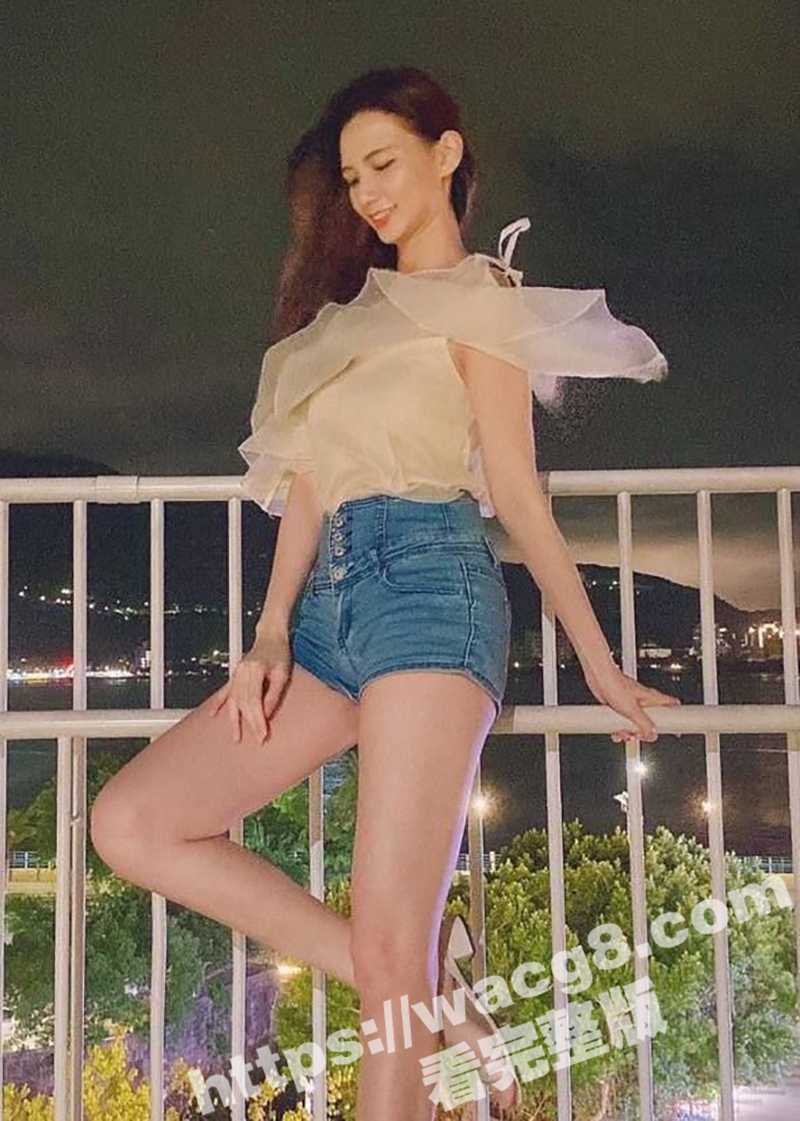 台湾40万粉丝女网红相关图片