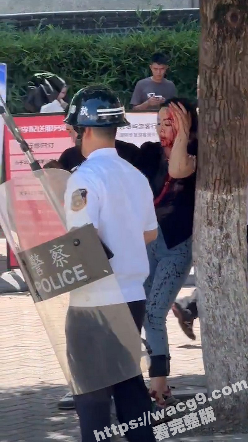 突发事件！厦门一对夫相关图片