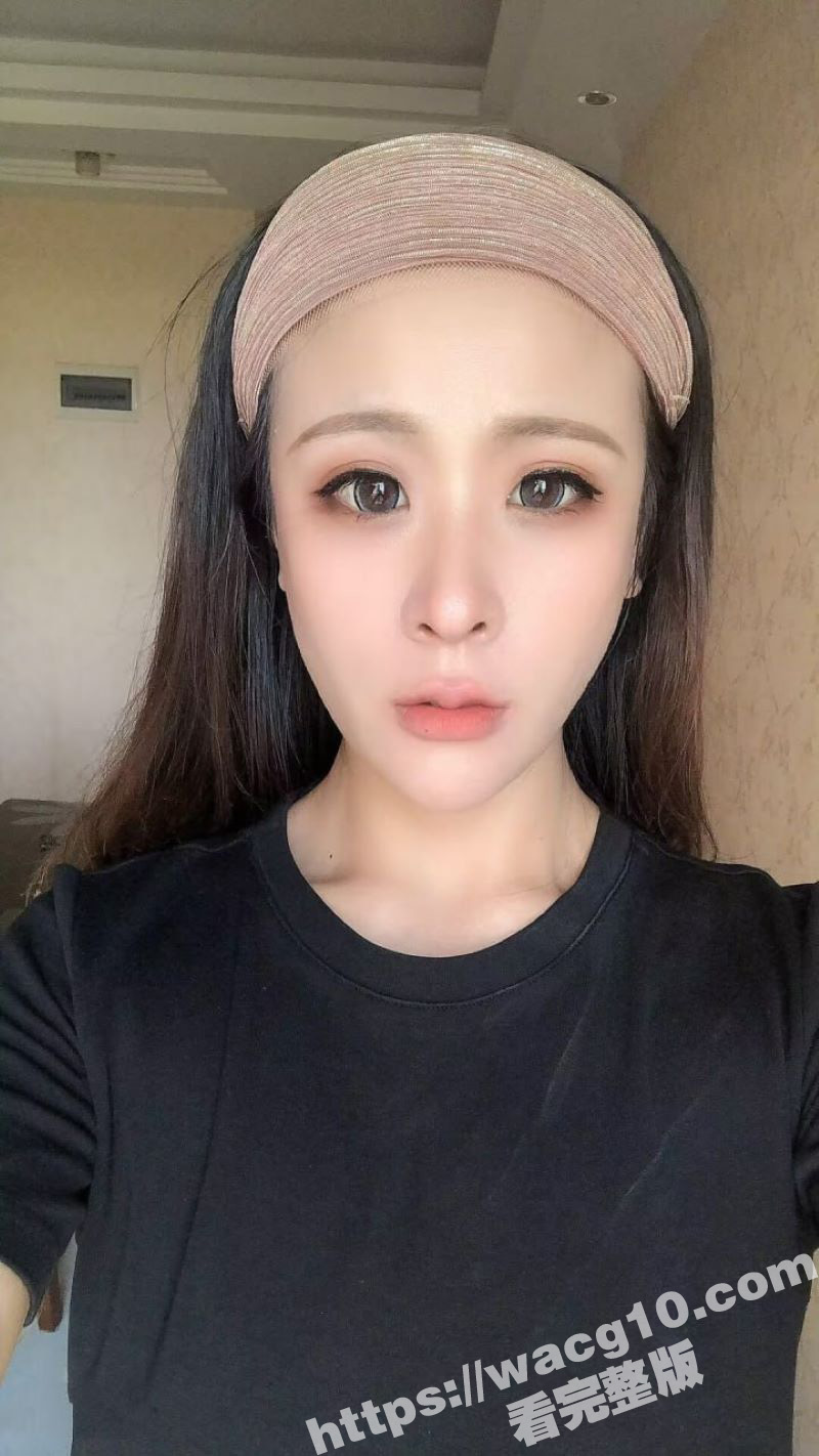 绿帽老公把自己的老婆相关图片