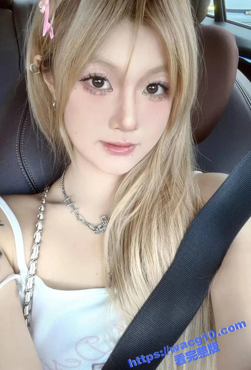 酒吧邂逅 高颜值金发女大学生 第三次见面主动送炮 带刺玫瑰纹身 床上技术不赖！