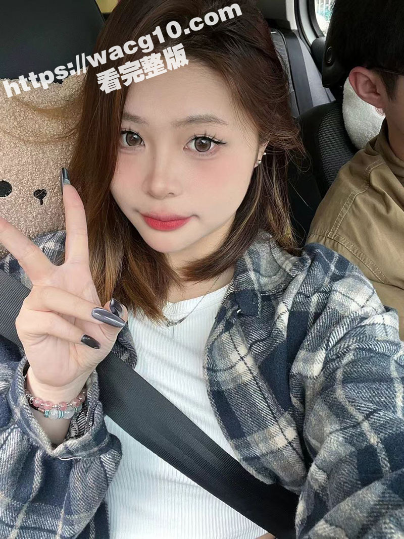 广州骚逼前女友李潼欣相关图片