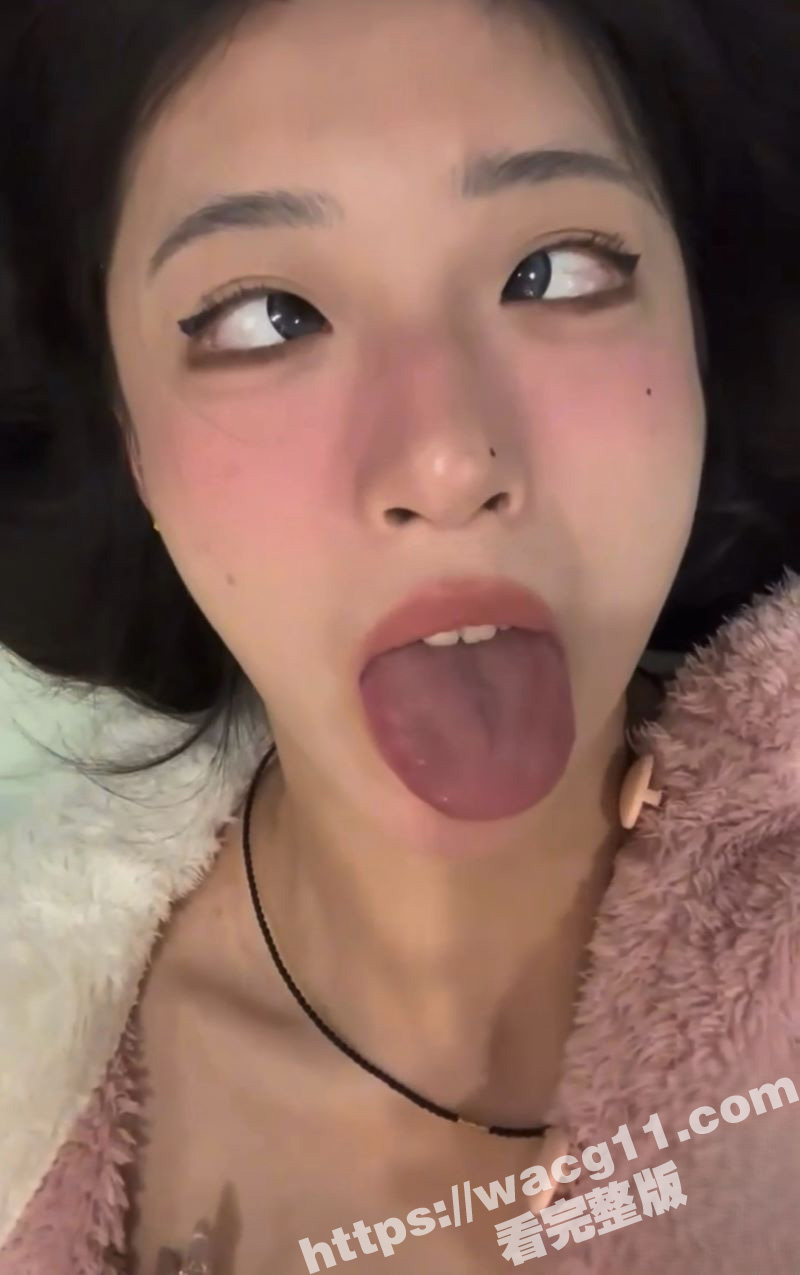 一女子被PUA将奶子相关图片